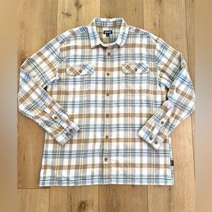 Patagonia Shirt Men’s Size XL FJord Flannel Organic Cotton Plaid